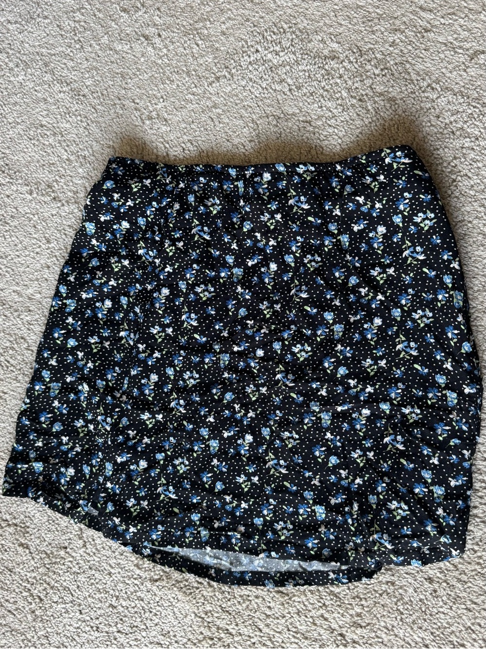American Eagle Floral Mini Skirt